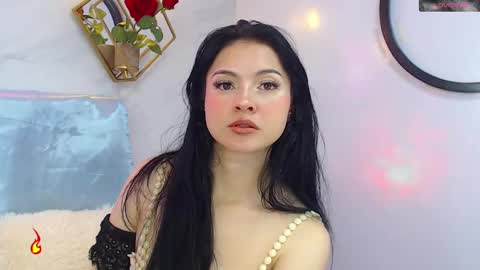 Snapshot of naamah_b chatting on February 2025 01:54:02 PM naamah_b online show from February 2025 01:54:02 PM