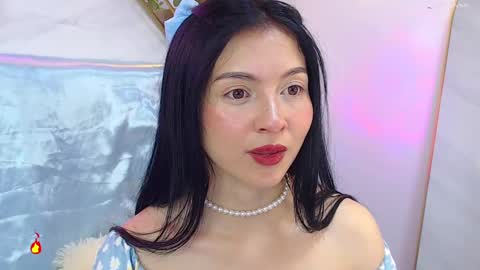 Snapshot of naamah_b chatting on February 2025 02:52:01 PM naamah_b online show from February 2025 02:52:01 PM