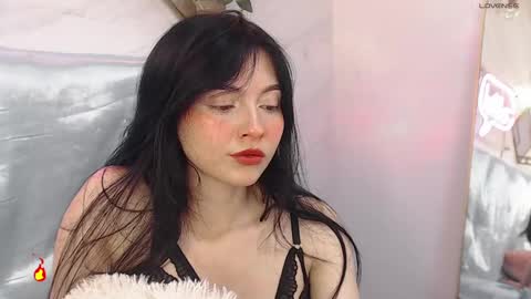 Snapshot of naamah_b chatting on February 2025 02:22:02 PM naamah_b online show from February 2025 02:22:02 PM