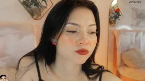 Snapshot of naamah_b chatting on September 2025 02:39:02 PM naamah_b online show from September 2025 02:39:02 PM
