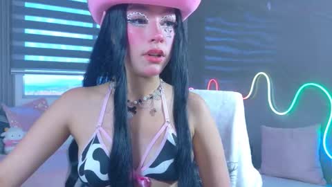 naaomi_cute online show from October 2025 10:33:02 PM