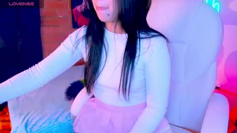 Camila-   free online show from February 2025 07:38:01 PM