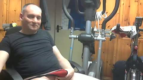 nacktfrosch77 online show from February 2026 10:47:01 PM