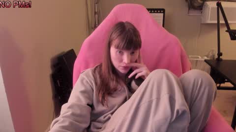 Natalie Marlo online show from September 2025 06:07:01 AM