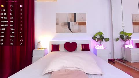 Nadia online show from March 2026 03:45:01 PM