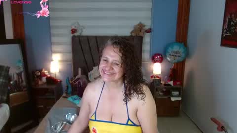 nadia_84 online show from June 2026 11:36:02 AM