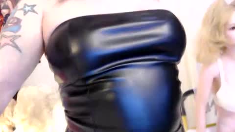 Nadia Vixen online show from May 2026 11:12:03 PM