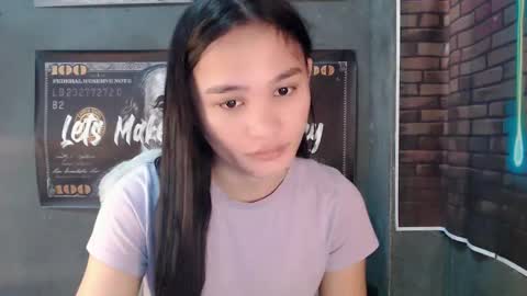 nadiestar online show from April 2026 10:56:02 PM