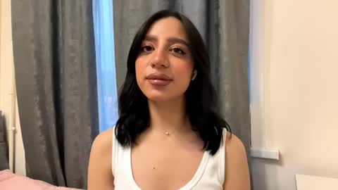 Snapshot of nadinevanni chatting on May 2026 01:16:02 PM Leya online show from May 2026 01:16:02 PM