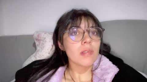 naduu__xx online show from January 2025 04:12:02 AM