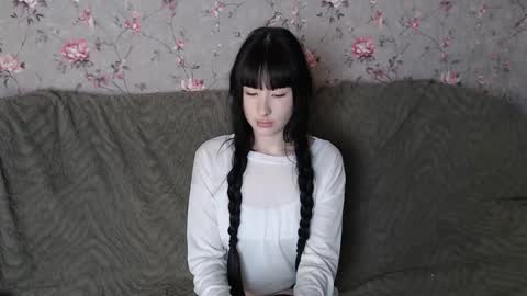 Naemi online show from March 2026 04:56:01 PM