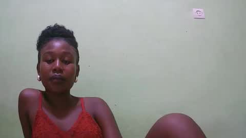 Snapshot of nah296652 chatting on April 2026 05:03:01 PM nah296652 online show from April 2026 05:03:01 PM