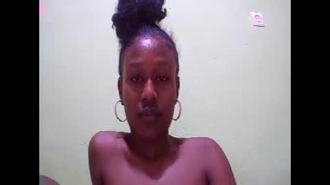 Snapshot of nah296652 chatting on May 2026 09:09:01 PM nah296652 online show from May 2026 09:09:01 PM