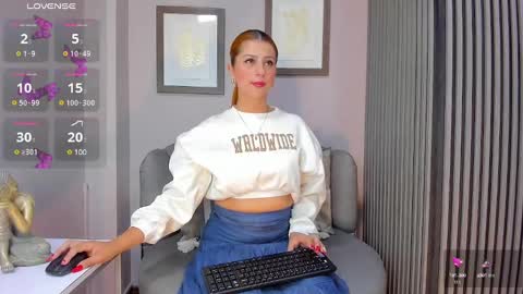 Snapshot of nahiajhonson_ chatting on January 2025 12:13:02 PM Nahia online show from January 2025 12:13:02 PM