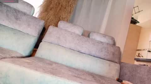 NahiaVictoria  online show from May 2026 07:22:01 PM