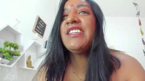 Nahirr online show from February 2025 11:04:01 PM