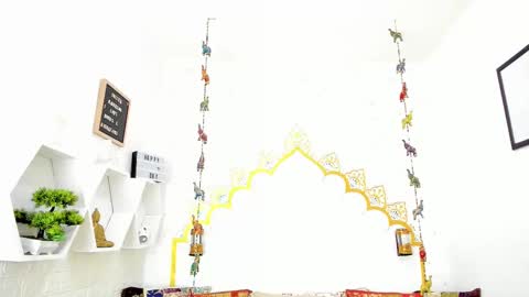 Nahirr online show from September 2025 08:57:01 PM