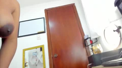 Nahirr online show from October 2025 09:15:01 PM