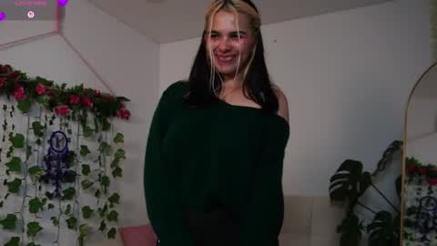Naho  Sigueme en mis Redes Sociales Follow me on my social networks online show from June 2026 05:12:01 AM