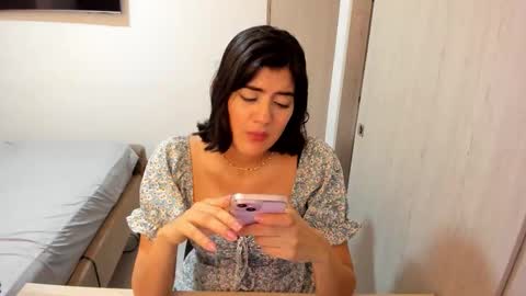 independent model online show from March 2026 06:58:01 PM