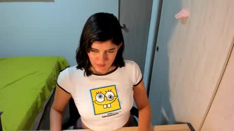 independent model online show from April 2026 06:47:02 AM