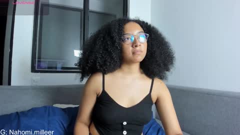 Laura online show from November 2025 01:37:01 AM