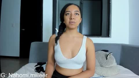 Laura online show from December 2025 11:34:02 PM