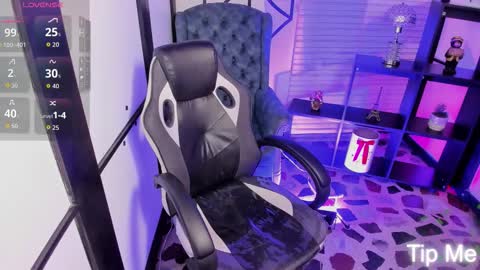 Nahomi online show from October 2025 06:05:02 AM