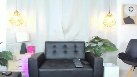 Snapshot of nahomiwhitte chatting on March 2026 12:33:01 PM Nahomy Whitte online show from March 2026 12:33:01 PM