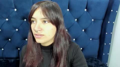 Nahomy online show from February 2026 07:06:02 PM