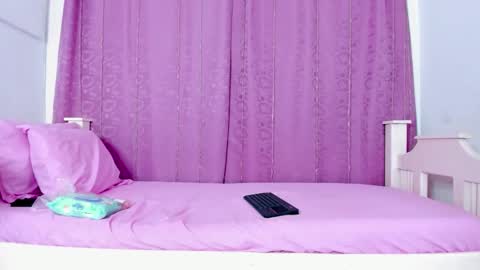 Snapshot of nahomy_smiith_ chatting on October 2025 07:53:02 PM nahomy_smiith_ online show from October 2025 07:53:02 PM