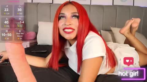 Naia online show from November 2025 07:54:01 PM