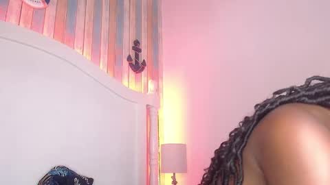 Naia online show from November 2025 09:24:02 PM