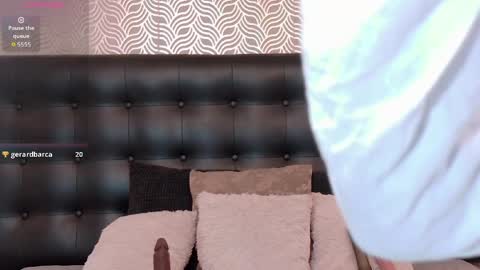 naiaramasson_ online show from May 2026 12:10:01 PM