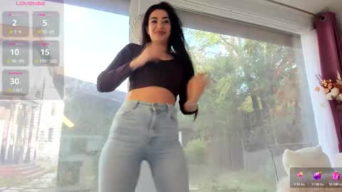 Snapshot of naila18 chatting on October 2025 06:56:01 AM Naila online show from October 2025 06:56:01 AM