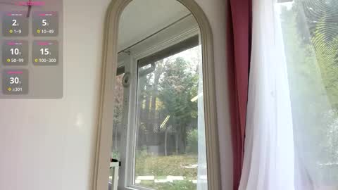 Snapshot of naila18 chatting on October 2025 09:15:01 AM Naila online show from October 2025 09:15:01 AM