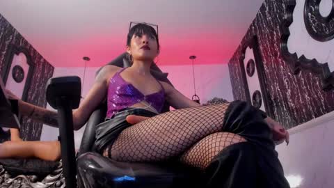 Snapshot of nailahard chatting on January 2025 01:26:01 AM Naila online show from January 2025 01:26:01 AM