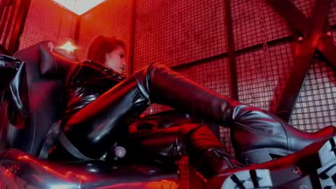 Snapshot of nailahard chatting on October 2025 03:32:01 PM Naila online show from October 2025 03:32:01 PM