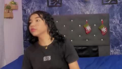 Snapshot of naileth_ chatting on November 2025 12:49:01 PM NAILETH online show from November 2025 12:49:01 PM