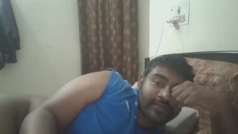 NAIRANANDU28 online show from April 2026 09:28:02 PM