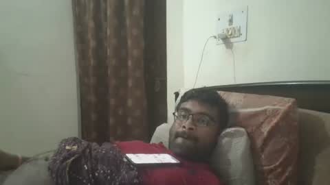 NAIRANANDU28 online show from May 2026 10:53:01 AM