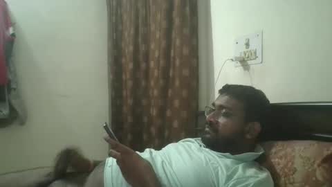 NAIRANANDU28 online show from May 2026 06:33:02 AM