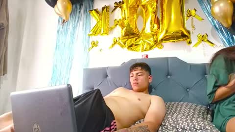 naisha and axel2 online show from March 2026 09:29:02 PM