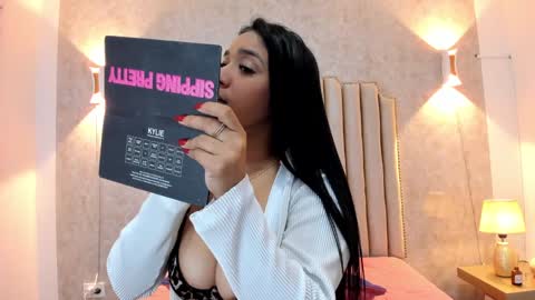 Naisha Rousell online show from December 2024 02:33:02 AM