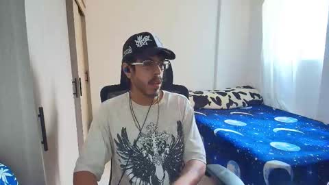 Snapshot of naitsihrc chatting on November 2025 03:04:01 PM Nait online show from November 2025 03:04:01 PM