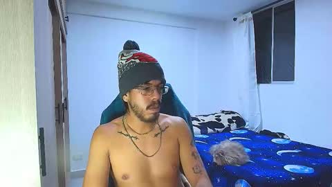 Snapshot of naitsihrc chatting on December 2025 12:38:02 AM Nait online show from December 2025 12:38:02 AM