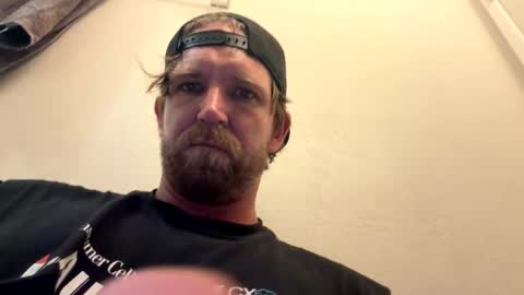 Snapshot of nakedbluesman420 chatting on April 2026 08:53:02 AM nakedbluesman420 online show from April 2026 08:53:02 AM