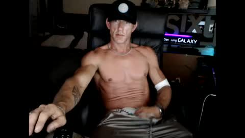 nakedoutsdeurwndw online show from May 2026 09:09:02 PM