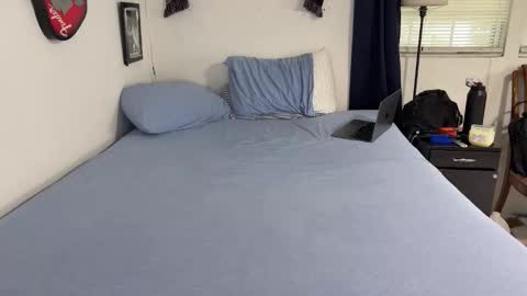 nakedscorpeo online show from May 2026 05:22:02 PM