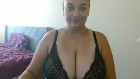 Snapshot of nala_thickk chatting on December 2024 04:04:01 PM Nala Thickk online show from December 2024 04:04:01 PM